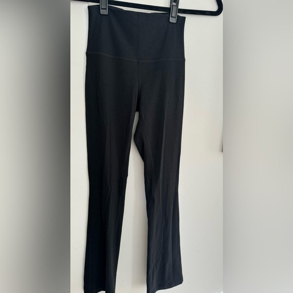Lululemon Align Ribbed Flare Pants Size 4 - Short - Picture 4 of 6